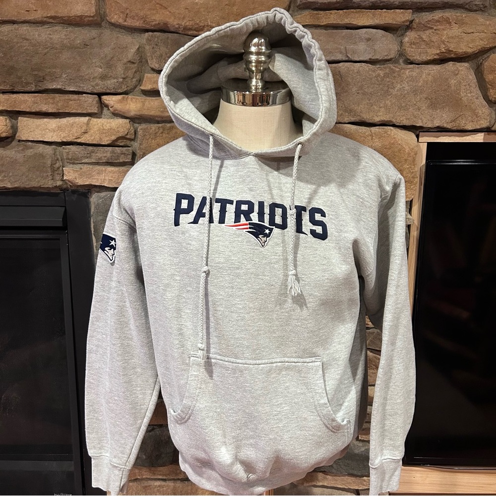 NFL Pro Line Heather Gray Hoodie men’s medium‎